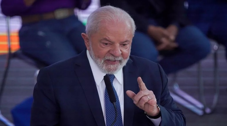 genial quaest avaliacao de lula cai tres pontos em novembro