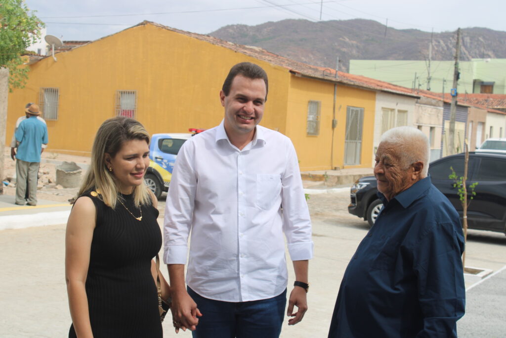 Prefeito Espedito Filho inaugura obras significativas em Triunfo 4 IMG 6947 1024x683 1