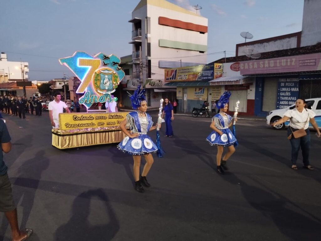 Celebração Cívica: O Desfile que Enaltece a Identidade de Uiraúna 4 WhatsApp Image 2023 12 02 at 19.05.35 1