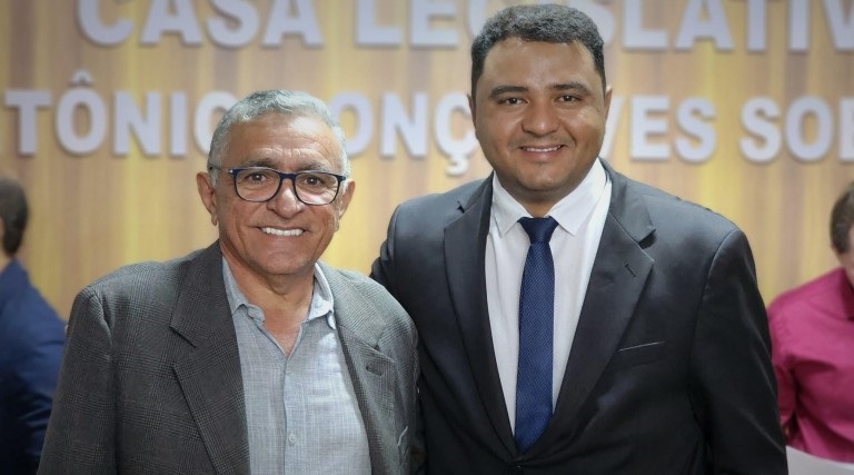 Mardônio Ferreira assume Prefeitura de Poço Dantas-PB