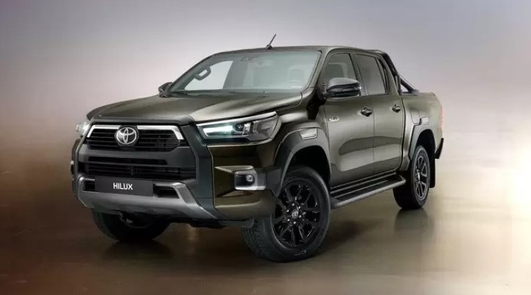 Toyota suspende vendas de Hilux após fraude em motores