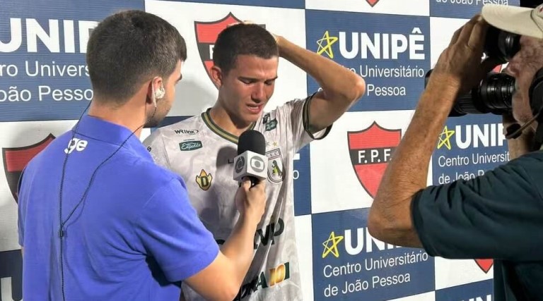 Vídeo: Jovem do Sousa dedica gol à mãe