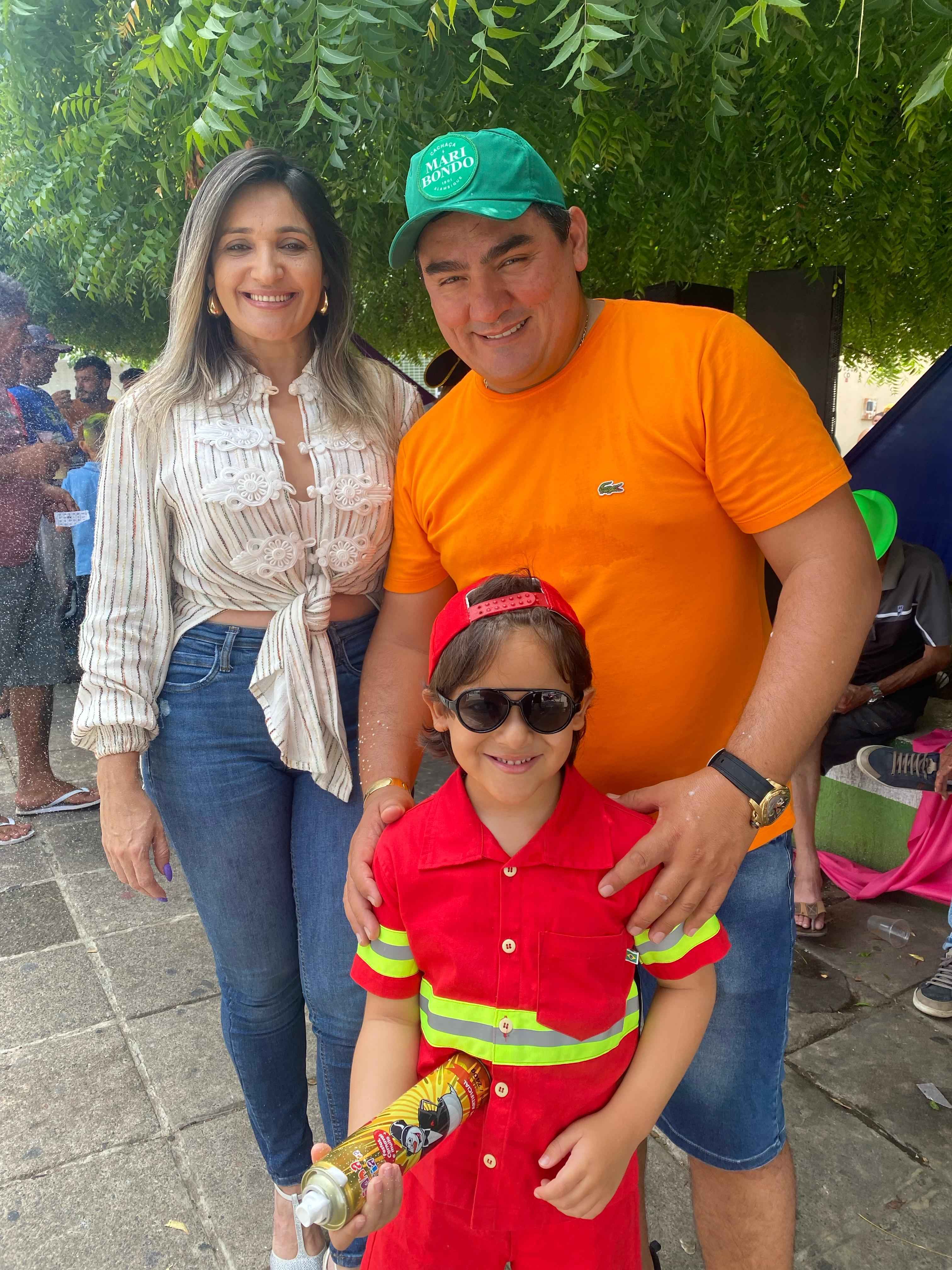 Carnaval em Marizópolis: Festa popular agita a praça da cidade 2 image 0 compressed