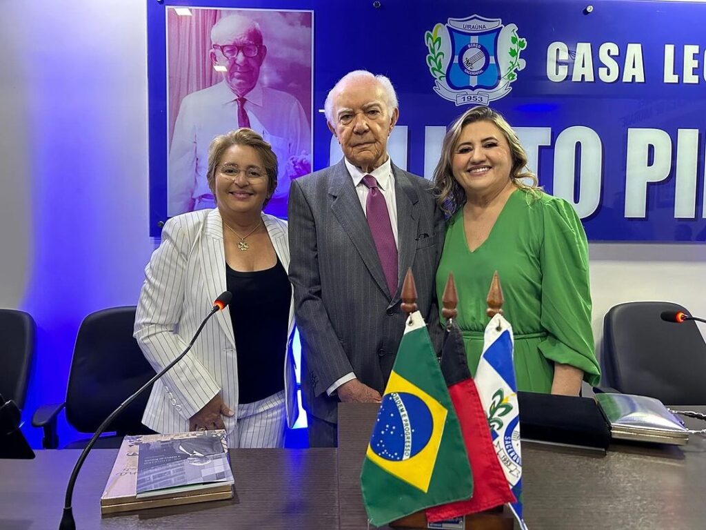 Sessão solene em Uiraúna celebra novos cidadãos honorários 10 Snapinsta.app 439895015 18065961613518068 8816649617910656341 n 1080