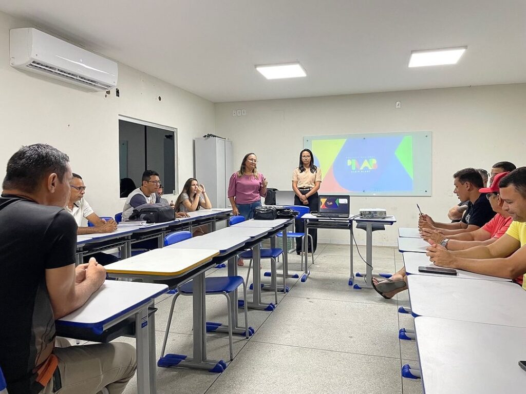 Reunião sobre recursos da PNAB em Uiraúna 3 2