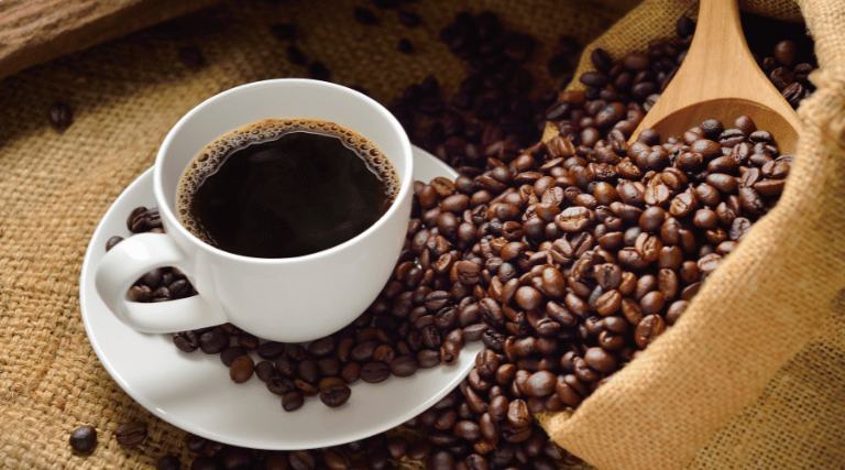 Abstinência de café: Entenda seus sintomas e como lidar com eles