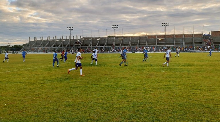 Uiraúna estreia com vitória na Copa Primo Fernandes 1 Uiraúna estreia com vitória na Copa Primo Fernandes