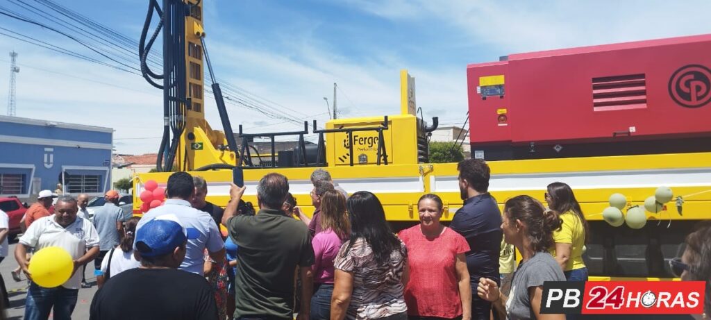 Uiraúna celebra chegada de Perfuratriz Fergel para combate à seca 4 WhatsApp Image 2024 05 04 at 11.28.19