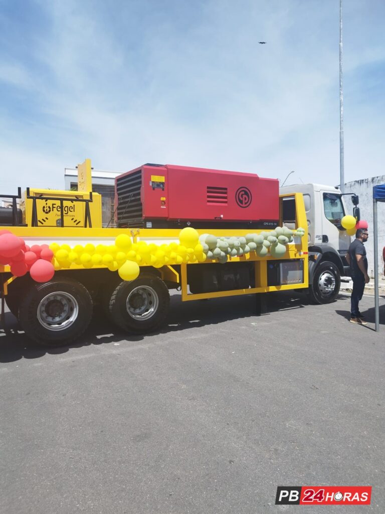 Uiraúna celebra chegada de Perfuratriz Fergel para combate à seca 22 WhatsApp Image 2024 05 04 at 11.28.41 1