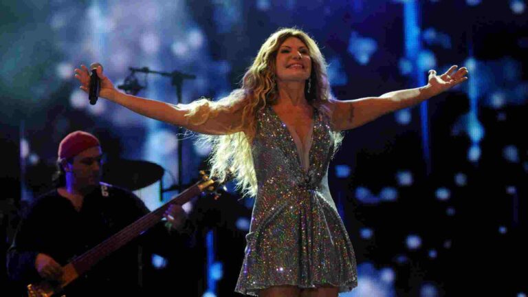 VÍDEO: Elba Ramalho critica ritmo do São João