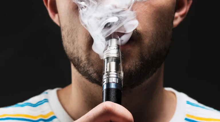 Vape provoca até 6 vezes mais intoxicação que cigarro convencional