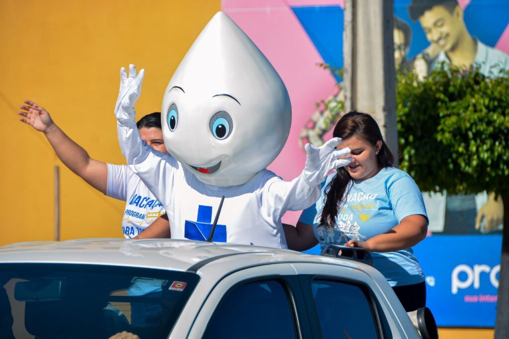 Zé Gotinha visita campanha de vacinação em Poço Dantas 16 WhatsApp Image 2024 06 11 at 11.39.42 1