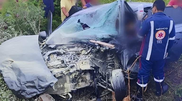 Professora morre em acidente na BR-104 1 Professora morre em acidente na BR-104