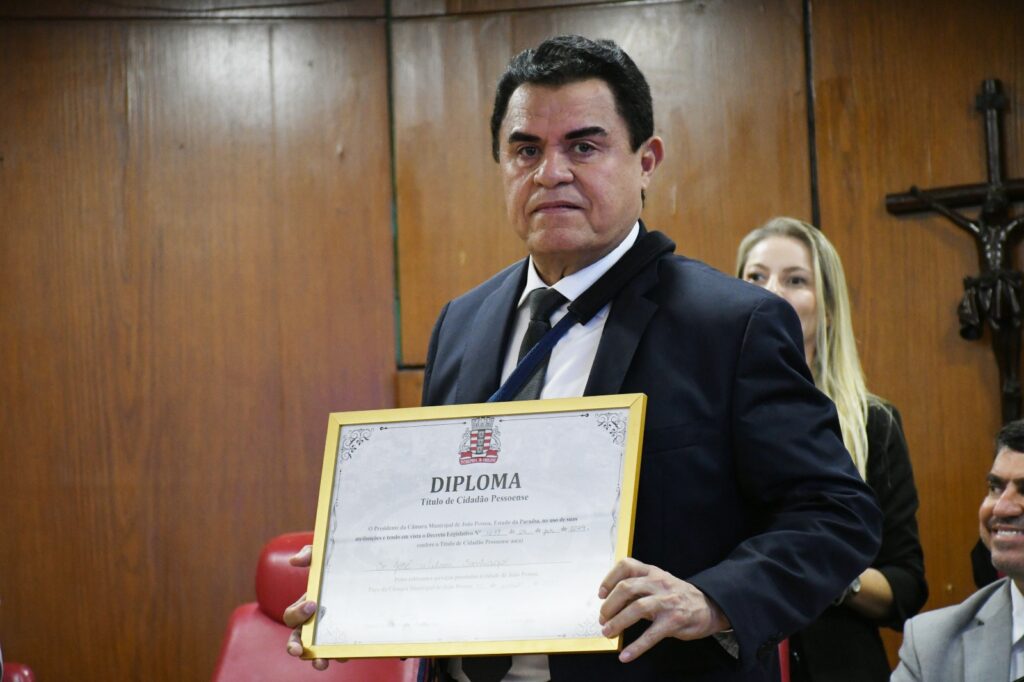 Wilson Santiago recebe Título de Cidadão Pessoense 7 62644ab294bb4f019721fcd40f218807