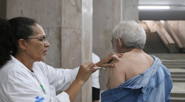 Fiocruz alerta para aumento da Covid-19