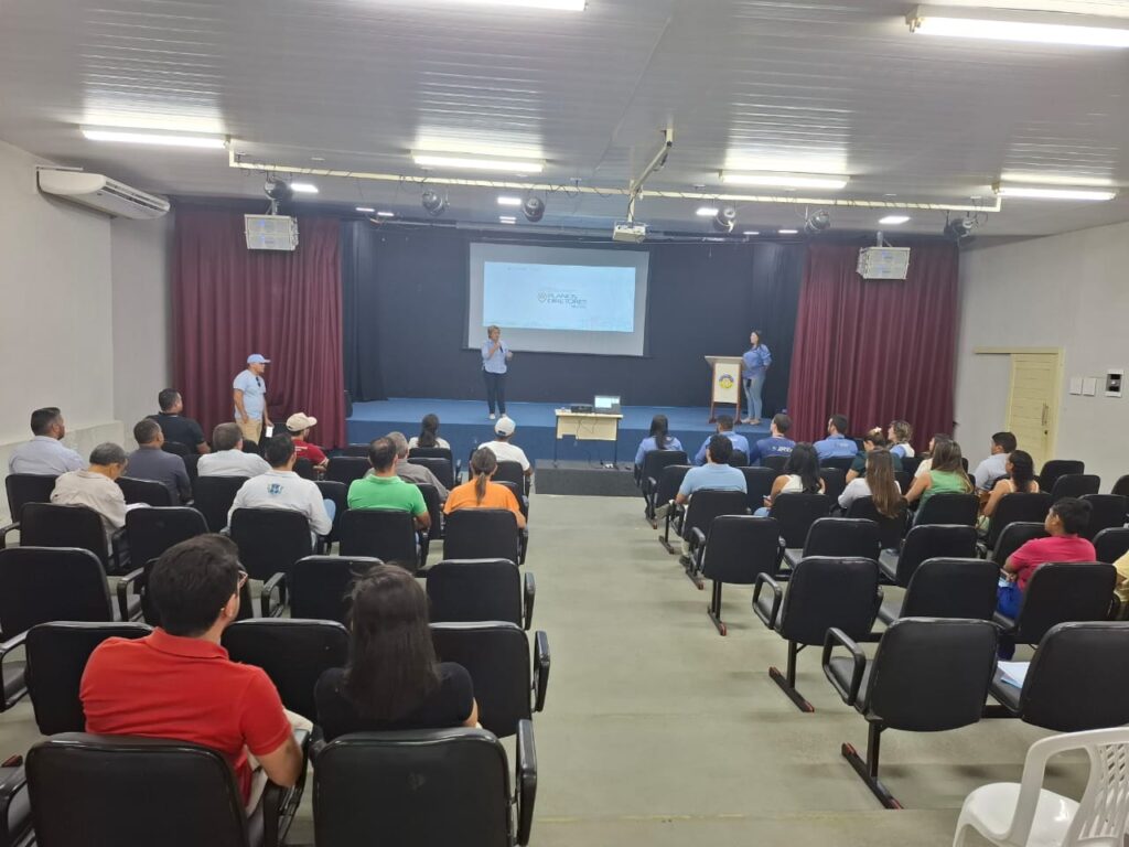 Uiraúna recebe plano diretor do governo federal com obra do São Francisco 6 WhatsApp Image 2024 10 31 at 12.38.42