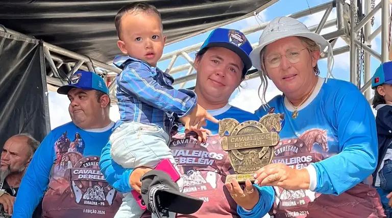 Cavalgada "Cavaleiros de Belém" estreia com sucesso 7 6