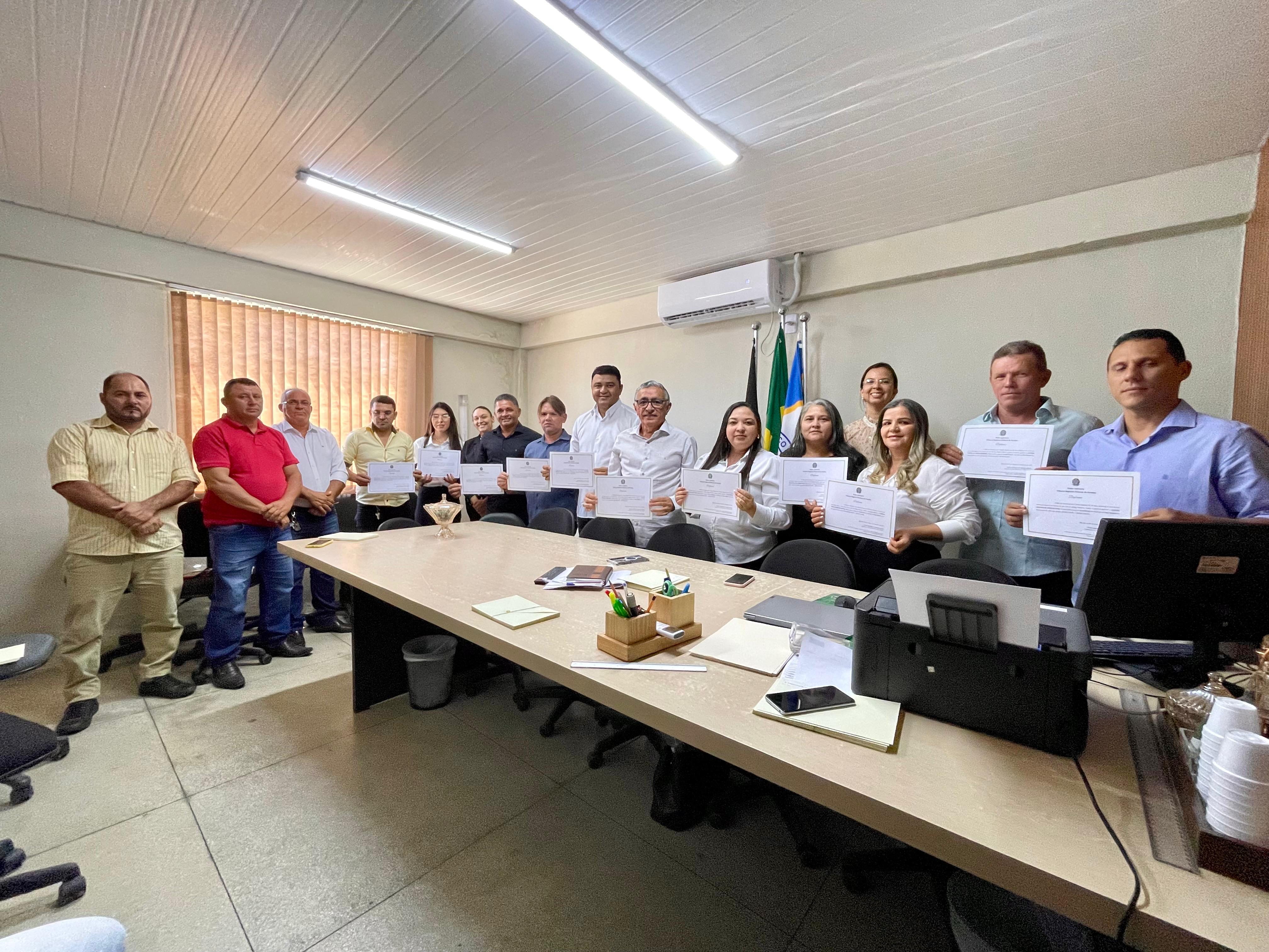 Fotos: Prefeito Itamar Moreira, Claudineide Baltazar e vereadores são diplomados 2 WhatsApp Image 2024 12 17 at 15.30.13 1