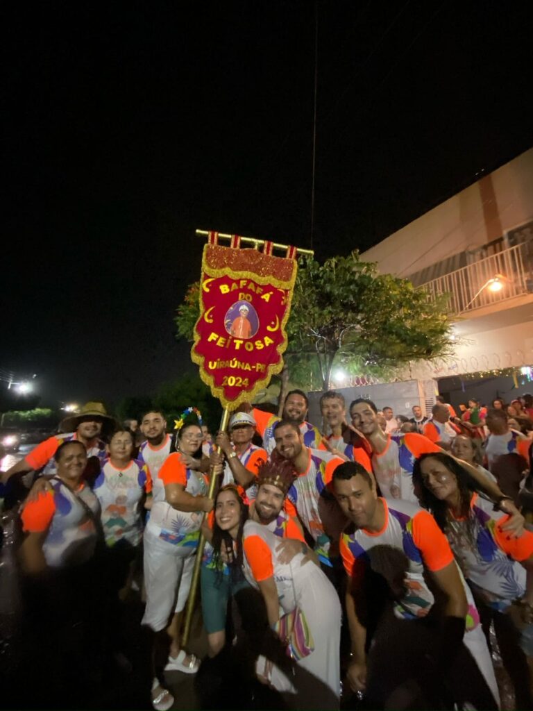 Feitosa: O carnavalesco que encanta Uiraúna 3 Imagem do WhatsApp de 2025 02 10 as 10.35.14 9c5b72c8