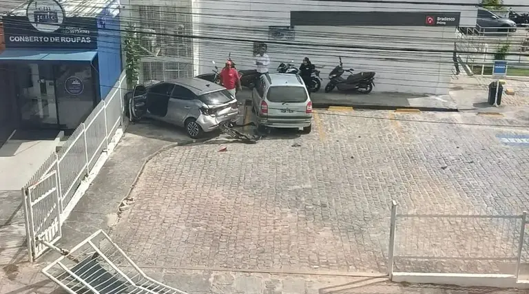 Tentativa de assalto a carro-forte termina em troca de tiros em Campina Grande