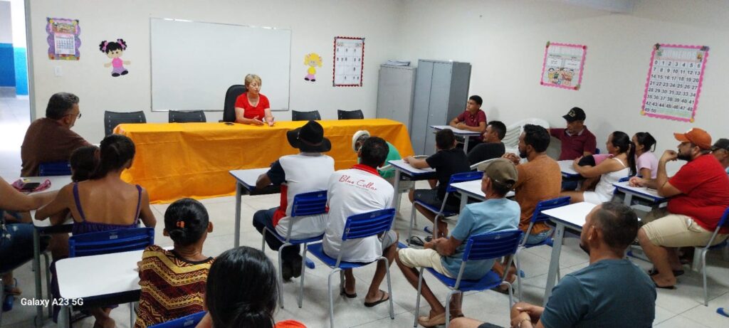 Prefeita Leninha Romão ouve moradores rurais em Uiraúna 5 4