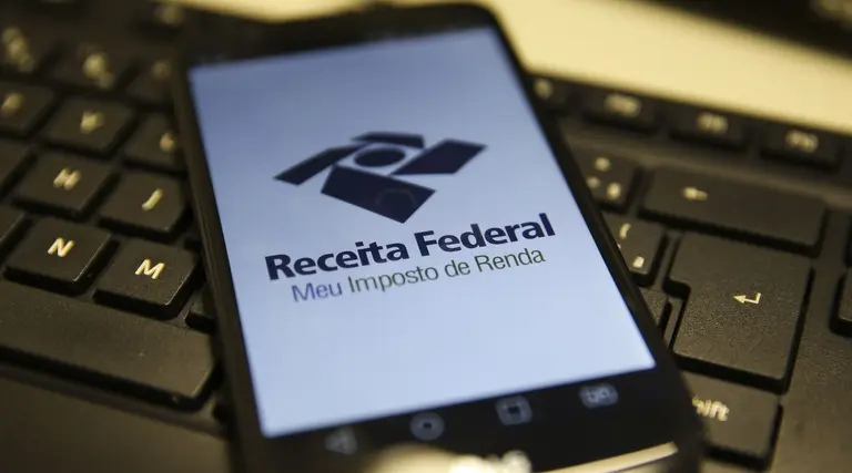 Prazo do IR 2025 termina nesta sexta (30)