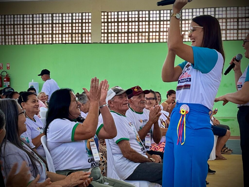Conferência do idoso é realizada em Poço Dantas 5 4 4