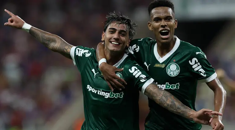 Jogos de futebol hoje: Onde assistir ao vivo (15/06/25) 1 Jogos de futebol hoje: Onde assistir ao vivo (15/06/25)