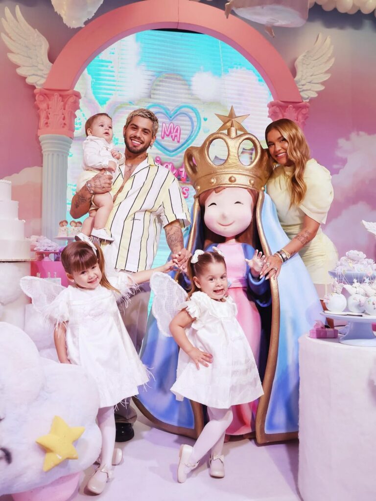 FOTOS: Virginia e Zé Felipe aparece junto em festa de aniversário da filha 4 Maria Alice 4 anos Que Deus abencoe e esteja presente em cada momento dessa festa linda 💖Obrigada @verofestas por organizarem essa festa esta tudo um sonho 🤍 3