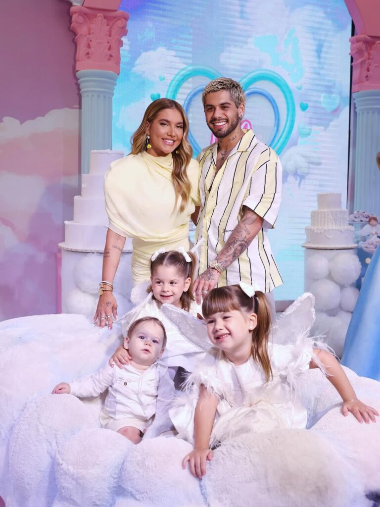 FOTOS: Virginia e Zé Felipe aparece junto em festa de aniversário da filha 6 Maria Alice 4 anos Que Deus abencoe e esteja presente em cada momento dessa festa linda 💖Obrigada @verofestas por organizarem essa festa esta tudo um sonho 🤍 5