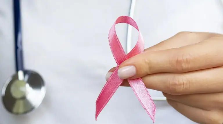 Novo tratamento para câncer de mama reduz mortalidade em 44% 1 Novo tratamento para câncer de mama reduz risco de morte em 44%. Estudo revela eficácia do Enhertu contra tumores HER2-positivos metastáticos. Saiba mais!