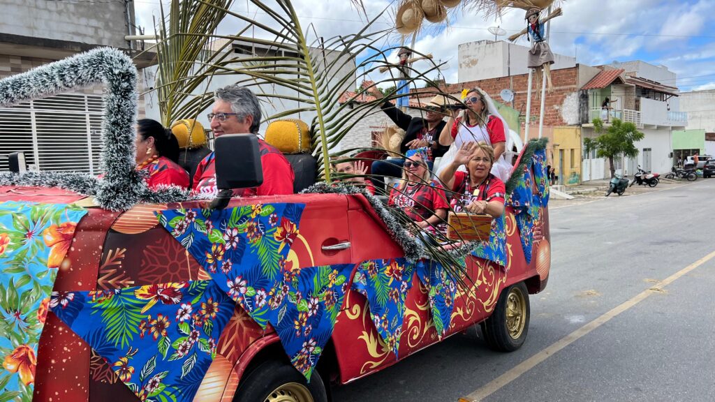 Hoje: São João Cultural de Uiraúna 10 WhatsApp Image 2025 06 20 at 14.59.40 2 1