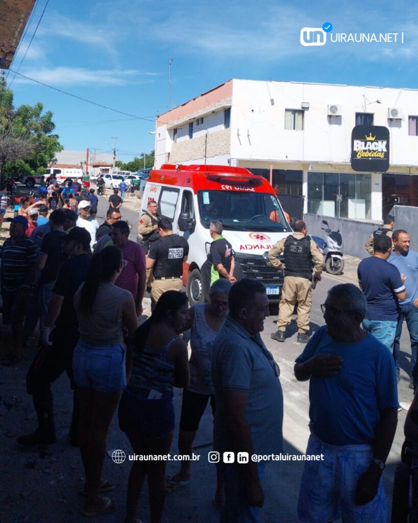 Fotos: Caminhonete causa acidente em Uiraúna 7 6