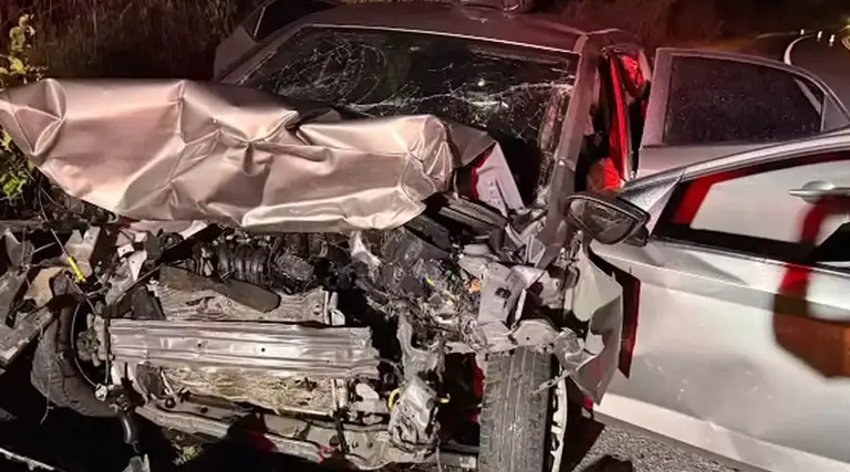 Acidente na BR-230 deixa mãe e filho mortos na PB 1 Acidente na BR-230 deixa mãe e filho mortos na PB