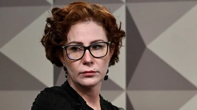 Carla Zambelli: Extradição pode demorar 2 anos 1 Carla Zambelli: Extradição pode demorar 2 anos