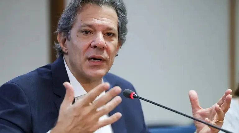 Haddad critica “Tarifaço” dos EUA e defende diplomacia 1 Haddad critica “Tarifaço” dos EUA e defende diplomacia