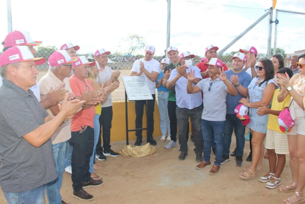 Vice-Governador visita Joca Claudino 3 SaveClip.App 521347681 18066082523276808 2084309913831730038 n