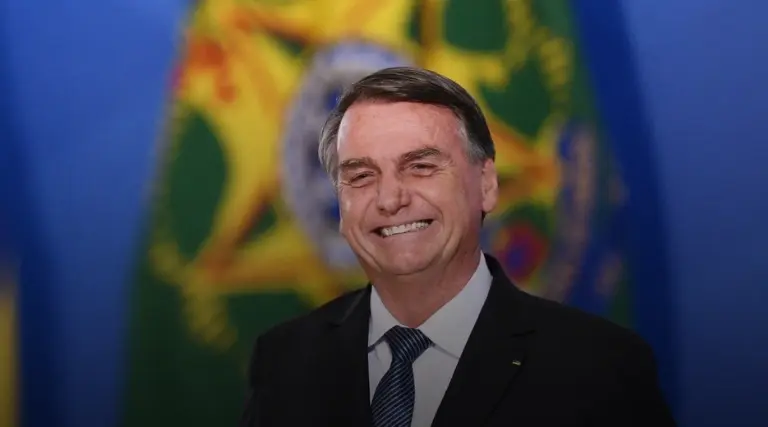 Tarcísio propõe ida de Bolsonaro aos EUA 1 Tarcisio propoe ida de Bolsonaro aos EUA