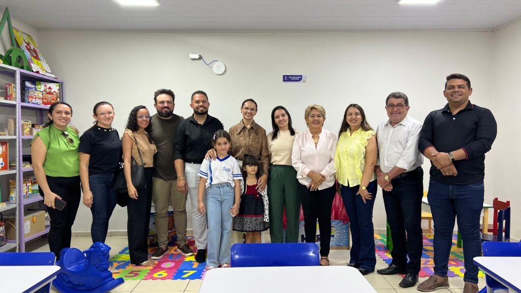 Prefeita Leninha Romão reforma escola em Areias 6 WhatsApp Image 2025 07 07 at 15.32.36 1