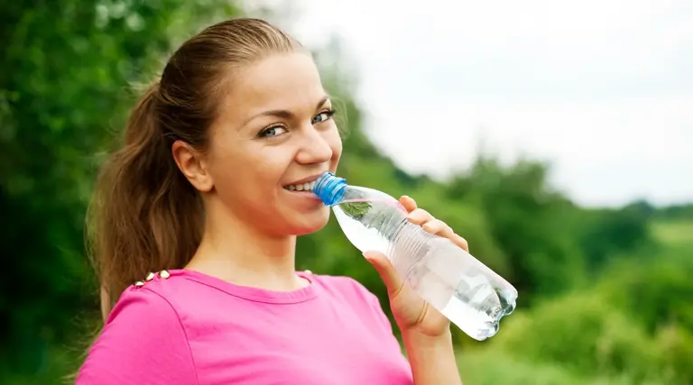 4 dicas práticas para beber mais água 1 4 dicas praticas para beber mais agua