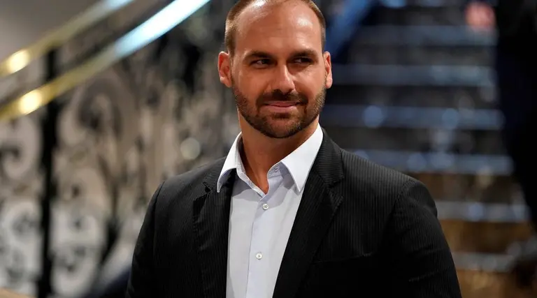 69% ligam Eduardo Bolsonaro a tarifaço dos EUA 1 69% ligam Eduardo Bolsonaro a tarifaço dos EUA