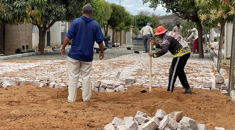 Pavimentação transforma Conjunto Hozana Maria em Poço Dantas 1 Conjunto Hozana Maria 100 pavimentado em Poco Dantas