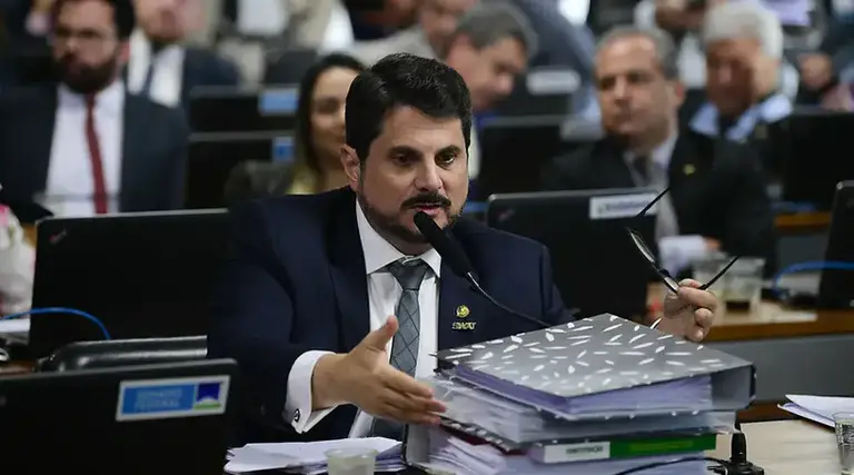 Moraes impõe tornozeleira a Marcos do Val 1 Moraes impoe tornozeleira a Marcos do Val