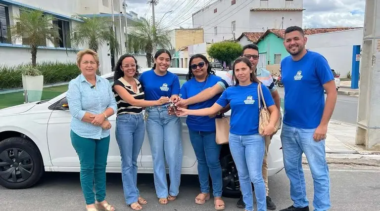 Prefeitura de Uiraúna entrega veículo 0KM ao Conselho Tutelar 1 Prefeitura de Uiraúna entrega veículo 0KM ao Conselho Tutelar