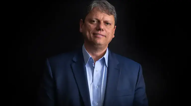 Tarcísio promete indulto a Bolsonaro como 1º ato ser for Presidente 1 Tarcísio promete indulto a Bolsonaro como 1º ato ser for Presidente