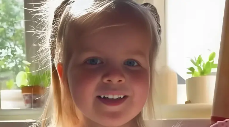 VÍDEO: Bebê Britânica com sotaque nordestino viraliza 1 Bebê Britânica com sotaque nordestino viraliza