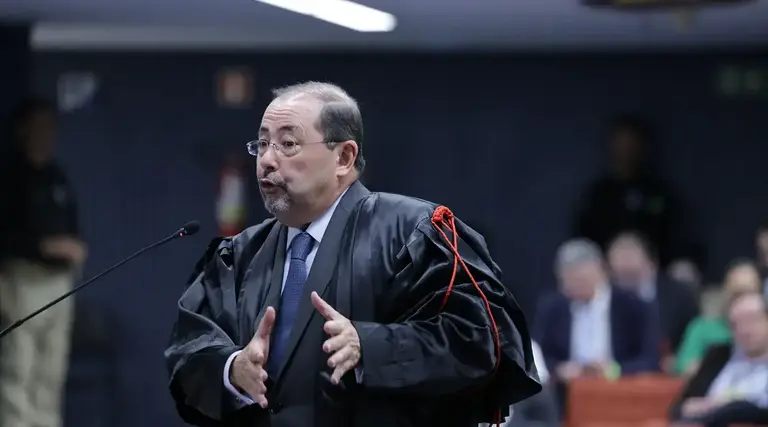 Trama golpista: Defesa de Bolsonaro nega provas no STF 1 Defesa de Bolsonaro nega provas no STF