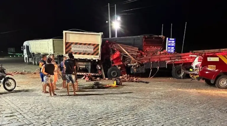 Motorista de caminhão morre em acidente na BR-304 1 Motorista de caminhao morre em acidente na BR 304