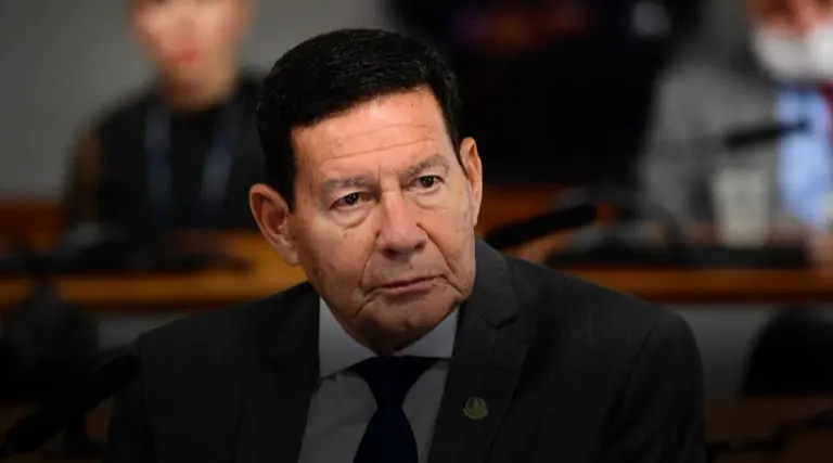 Mourão critica STF por julgamento de Bolsonaro 1 Mourao critica STF por julgamento de Bolsonaro