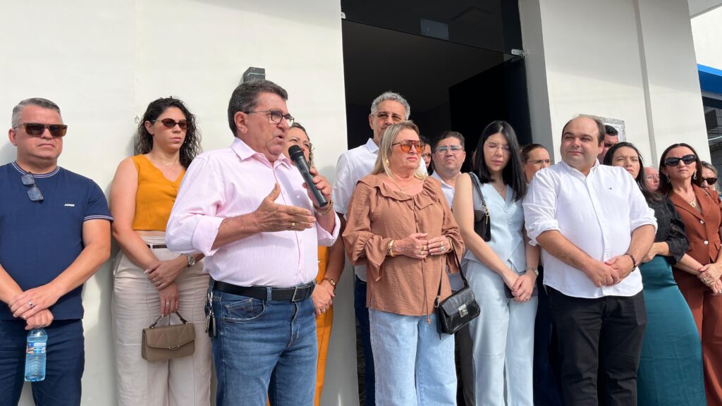 Fotos: Hasteamento das bandeiras em Uiraúna celebra civismo 2 WhatsApp Image 2025 09 07 at 09.20.49 1 2